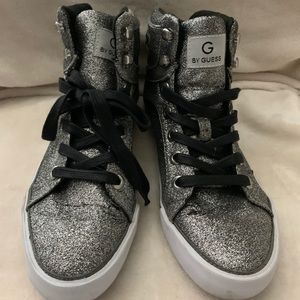 Guess Hi cut 8 size